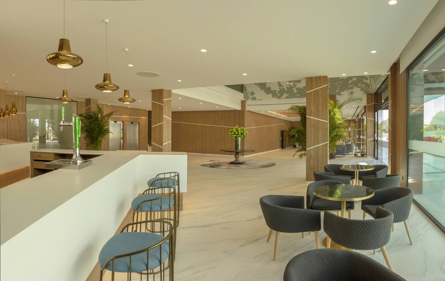 Lobby bar Hotel AJ Gran Alacant by SH Hoteles Santa Pola, Alicante Lobby bar Hotel AJ Gran Alacant by SH Hoteles Santa Pola, Alicante