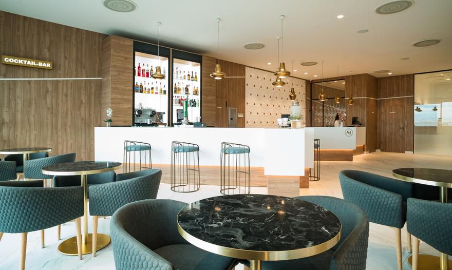 Lobby Bar Hotel Gran Alacant by SH Hoteles Santa Pola, Alicante Lobby Bar Hotel Gran Alacant by SH Hoteles Santa Pola, Alicante