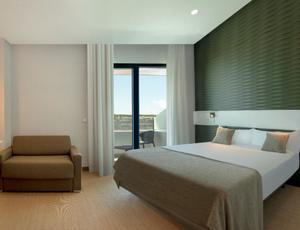 Habitación doble con cama supletoria Hotel Gran Alacant by SH Hoteles Santa Pola, Alicante Habitación doble con cama supletoria Hotel Gran Alacant by SH Hoteles Santa Pola, Alicante